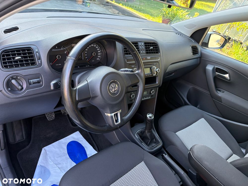 Volkswagen Polo - 24
