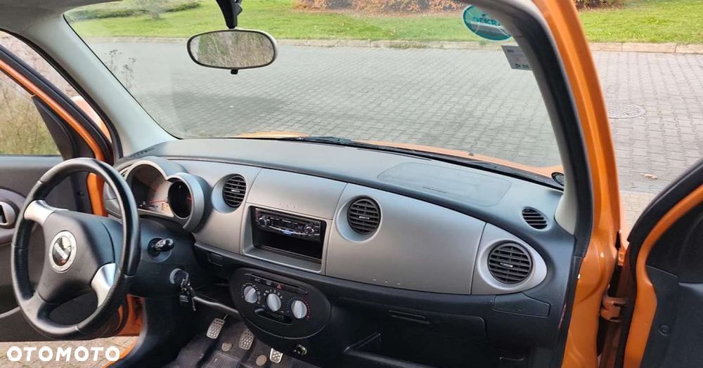 Daihatsu Trevis - 31