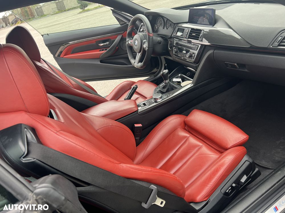 BMW M4 Cabrio - 11