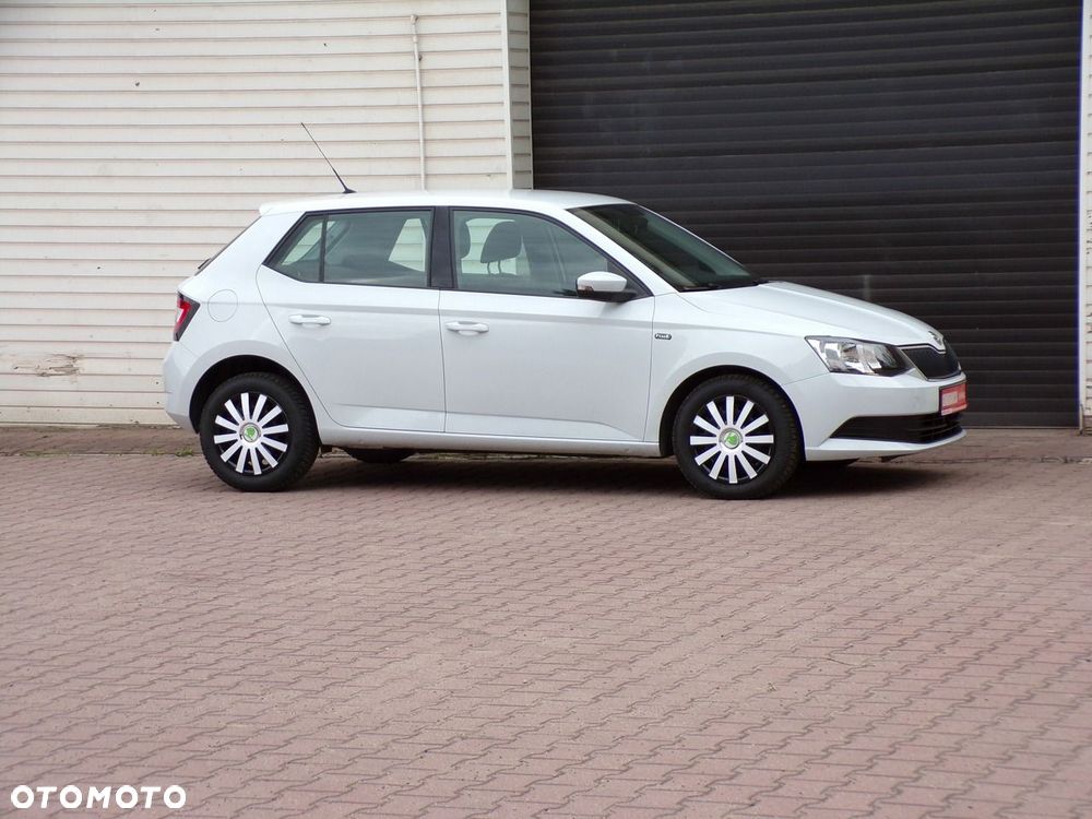 Skoda Fabia - 3
