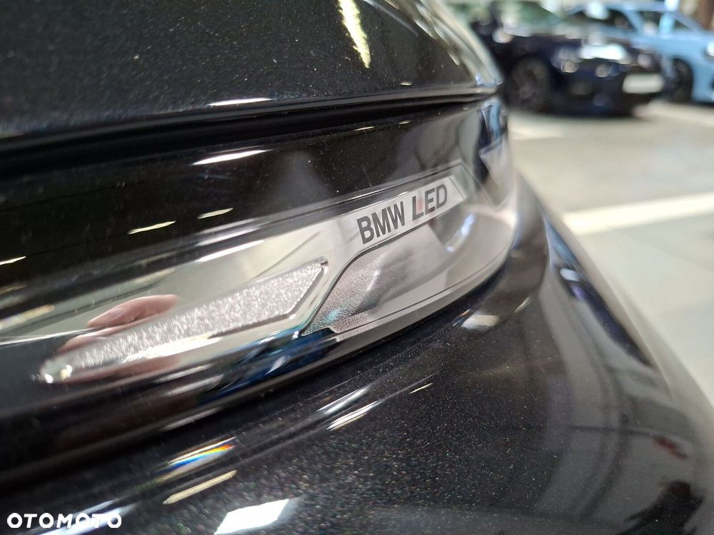 BMW X7 - 26