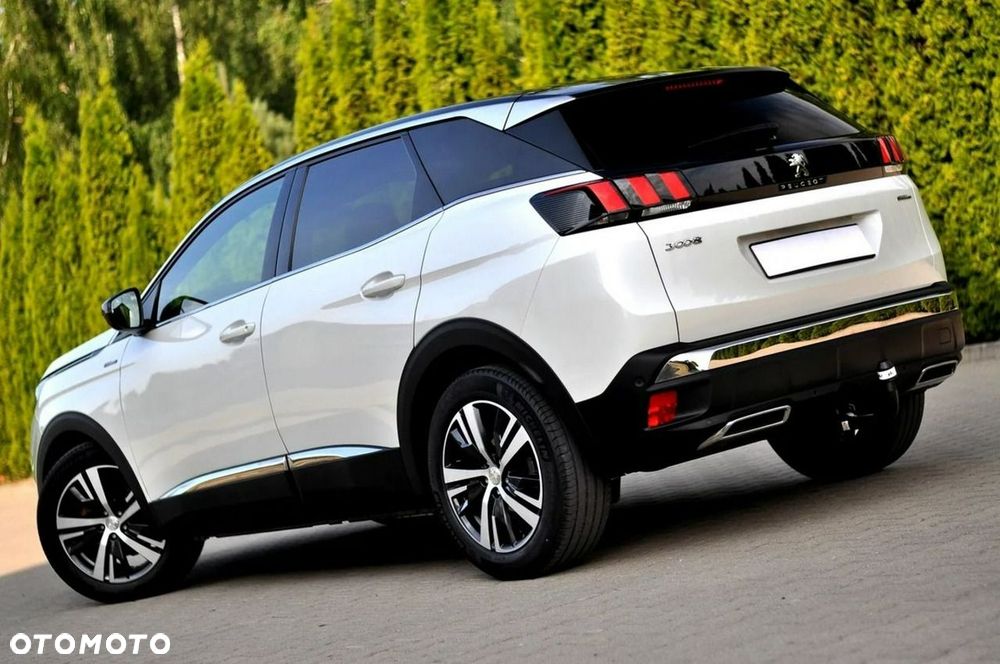 Peugeot 3008 1.2 PureTech Allure S&S - 11
