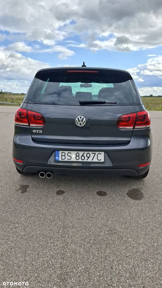 Volkswagen Golf 2010 photo 3