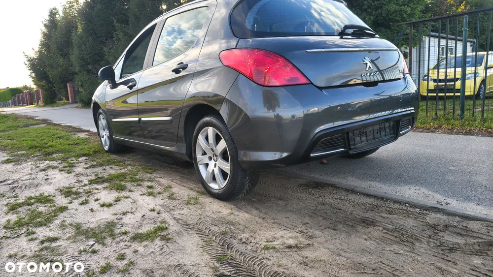 Peugeot 308 120 VTi Style - 10