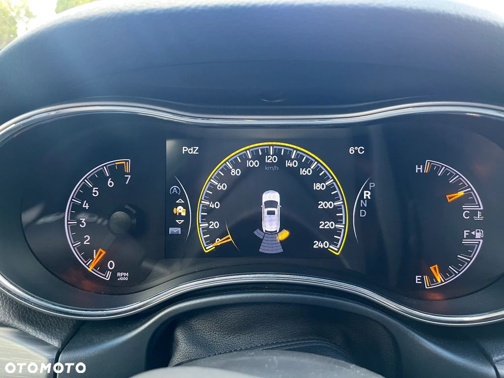 Jeep Grand Cherokee 3.6 V6 Pentastar 4WD Automatik Laredo - 32