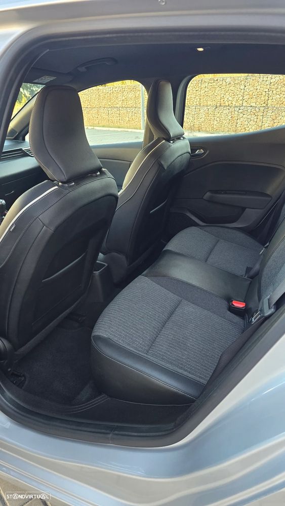 Renault Clio 1.5 Blue dCi Limited - 9