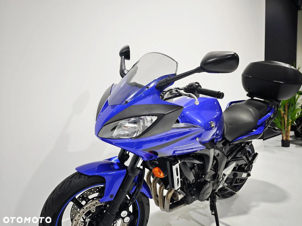 Yamaha FZ - 10