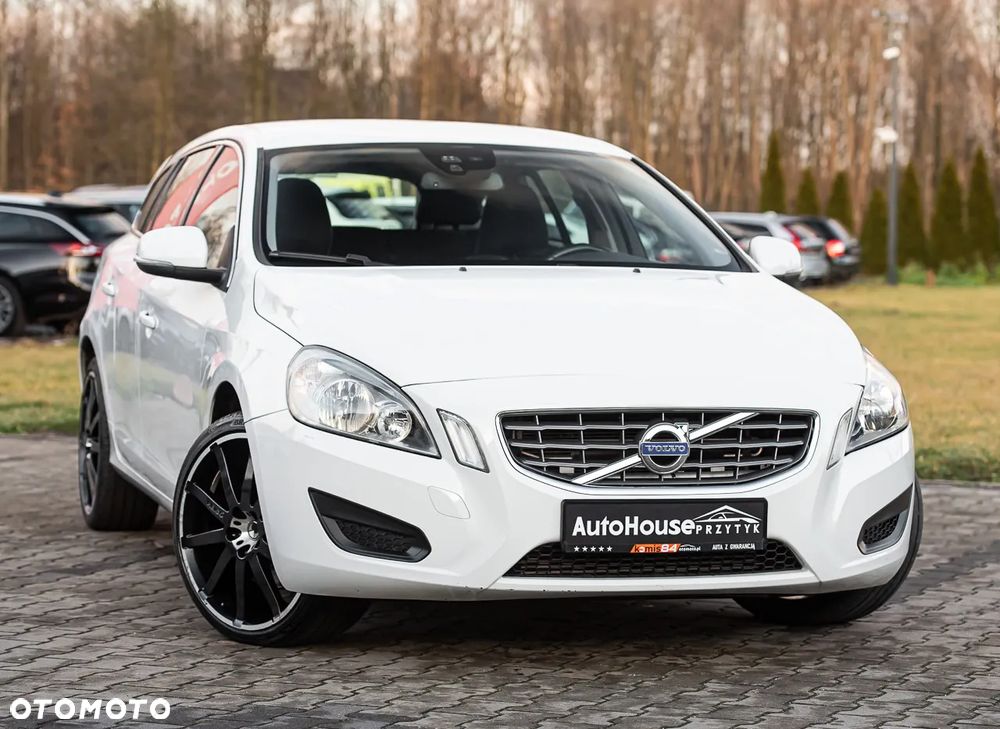 Volvo V60 2.0T Summum - 1