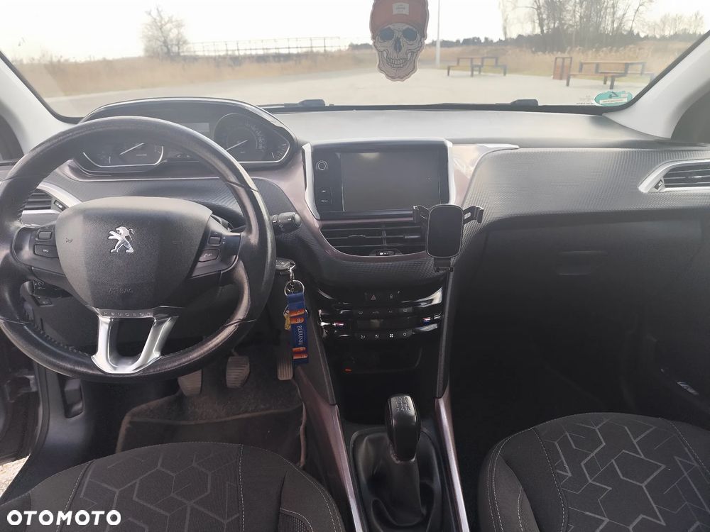 Peugeot 2008 1.6 VTi Allure - 7