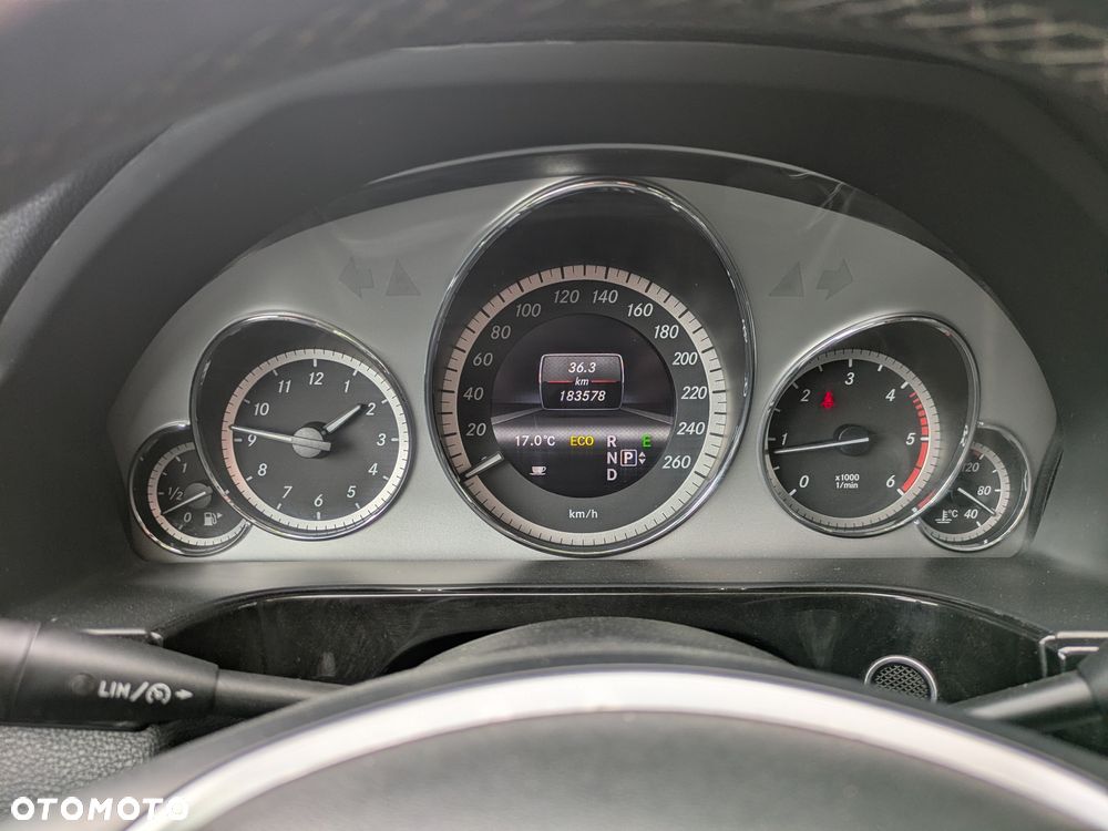 Mercedes-Benz Klasa E 250 CDI 4Matic 7G-TRONIC Avantgarde - 18