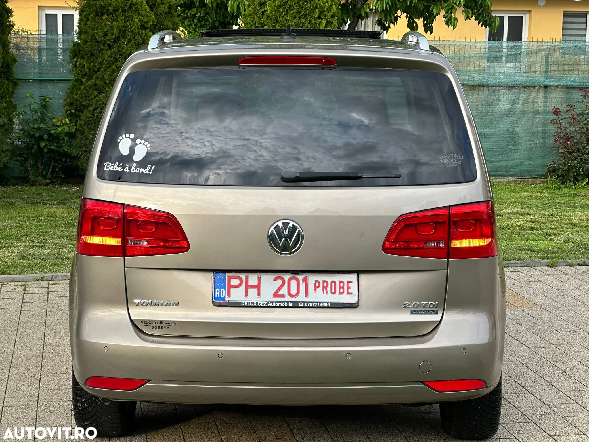 Volkswagen Touran 2.0 TDI DPF BlueMotion Technology Highline - 22