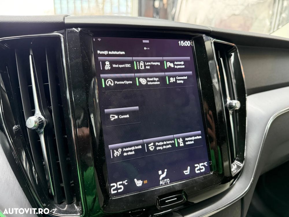 Volvo XC 60 D4 Momentum - 12