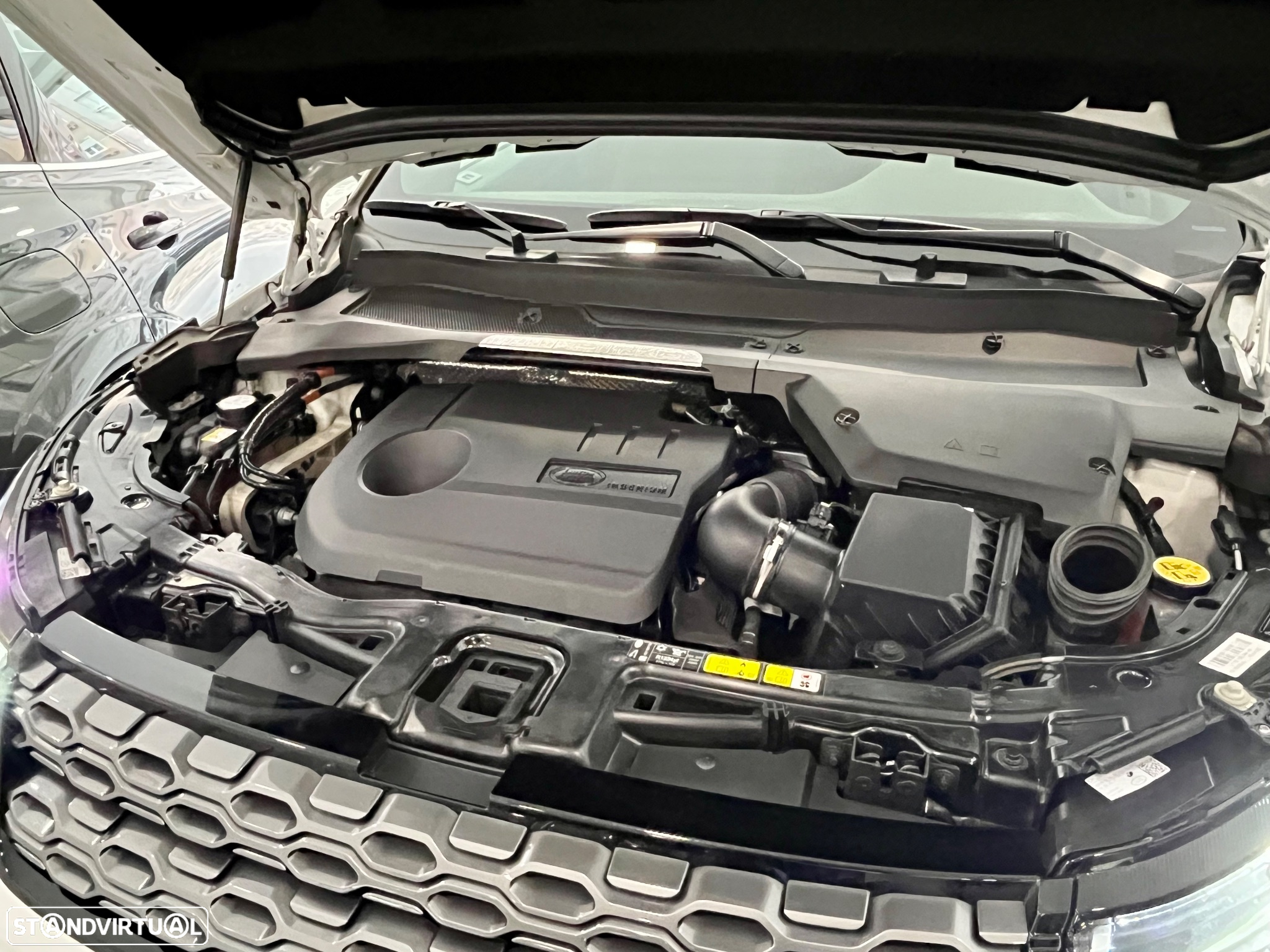 Land Rover Discovery Sport 1.5 I3 P300e AWD R-Dynamic - 18