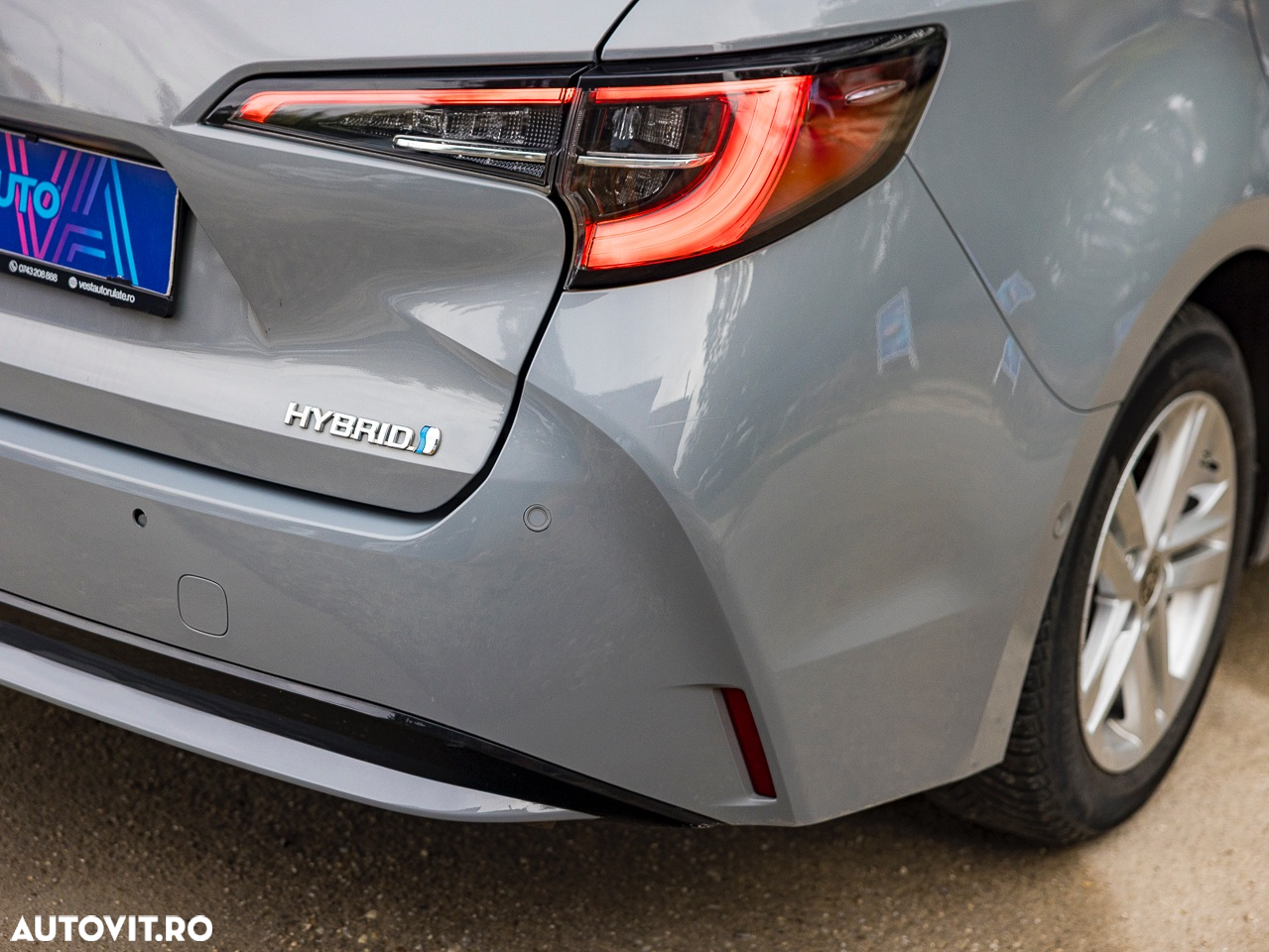 Toyota Corolla 1.8 Hybrid Touring Sports Business Edition - 29