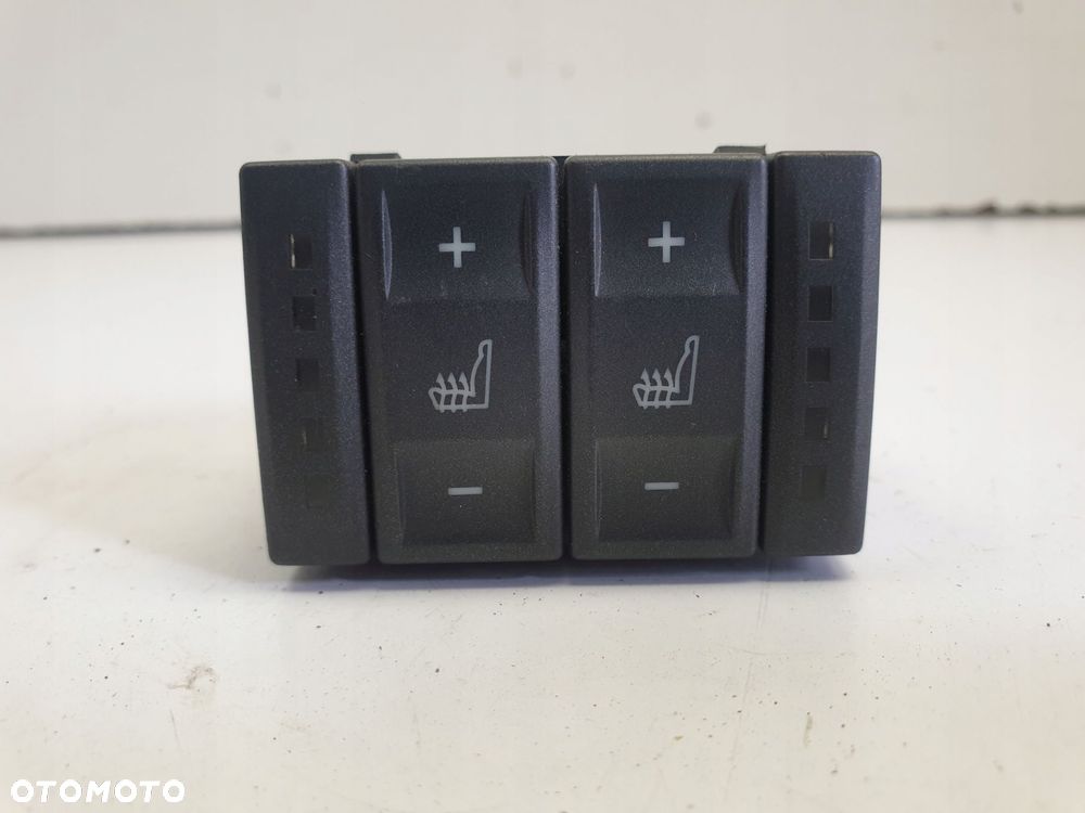 Mondeo III MK3 PRZEŁĄCZNIK PODGRZEWANIA FOTELI - 2
