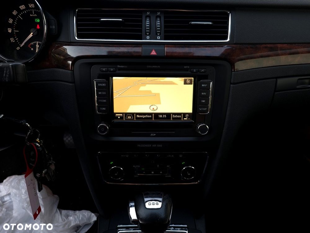 Skoda Superb 2.0 TDI Platinum DSG - 21