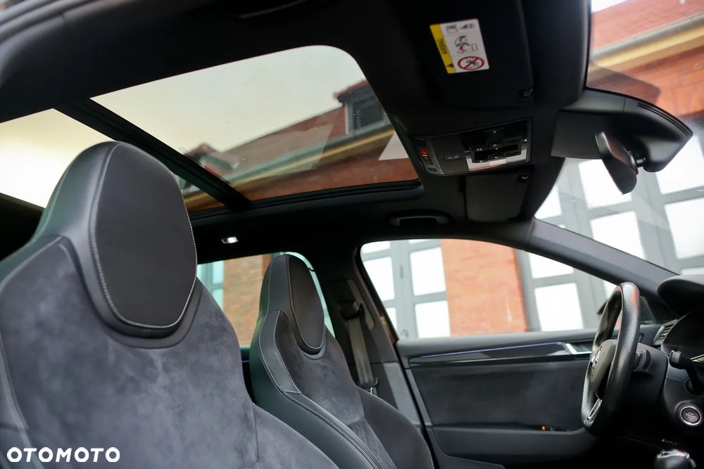 Skoda Superb 2.0 TDI 4x4 DSG Sportline - 25