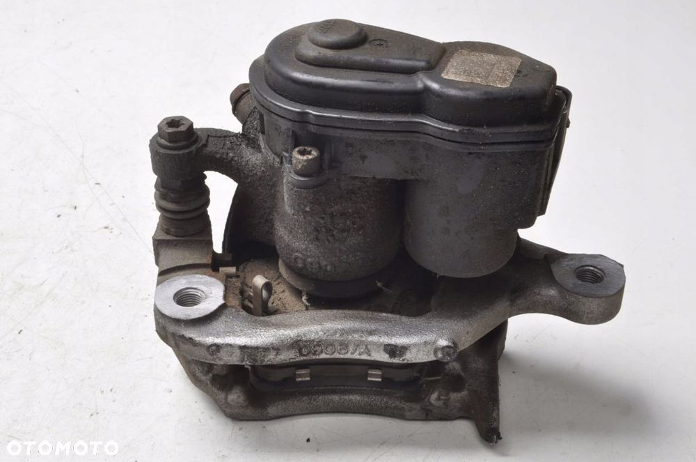 KADJAR 1.3 TCe LIFT ZACISK HAMULCOWY LEWY TYŁ 20R - 5