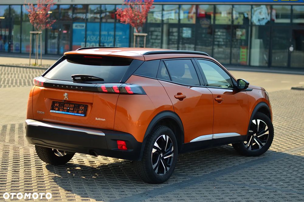 Peugeot 2008 PureTech 100 Allure S&S BVM6 - 5