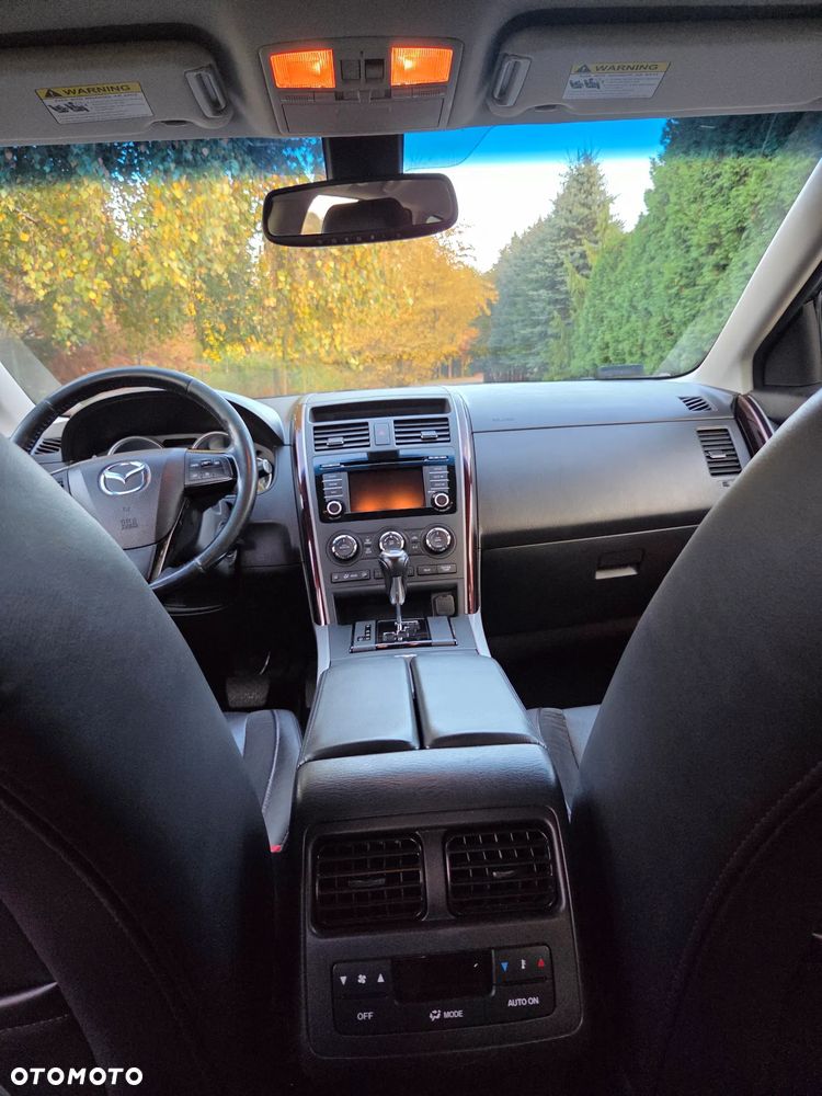 Mazda CX-9 - 10
