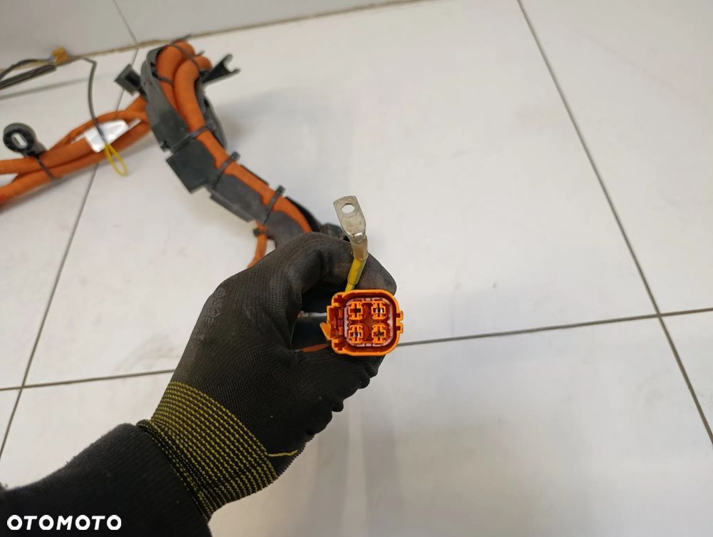 Gniazdo kabel przewód instalacja ładowania baterii Audi Q4 e-tron etron - 8