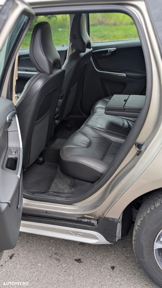 Volvo XC 60 D4 Start-Stop Summum - 13