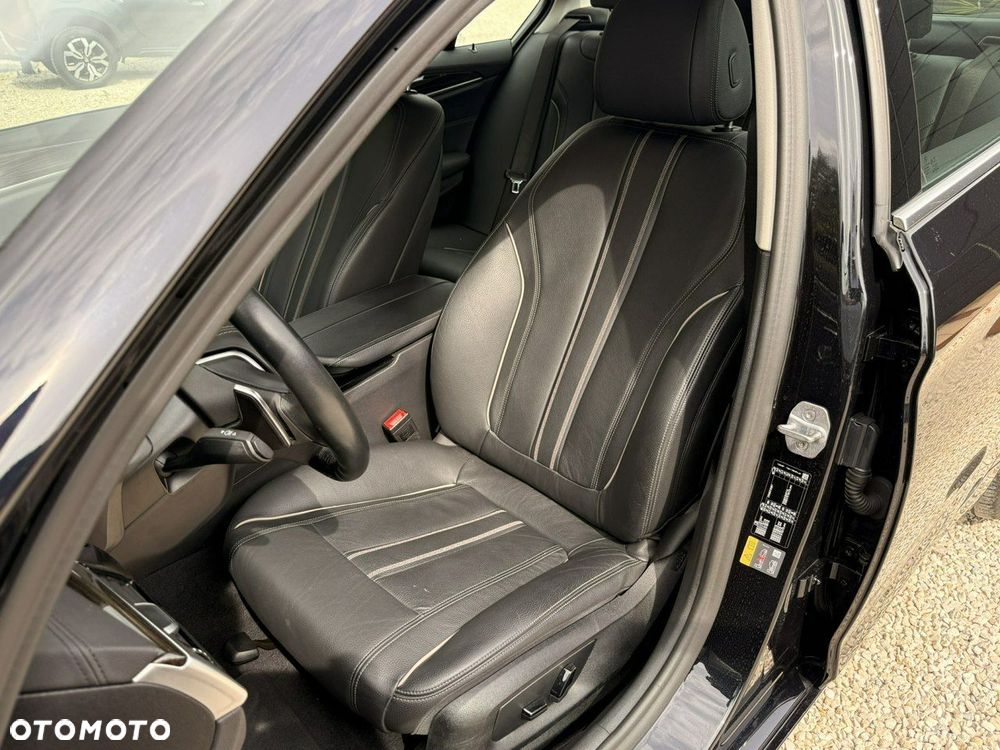 BMW Seria 5 - 13