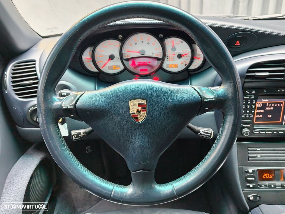 Porsche 911 (996) - 13