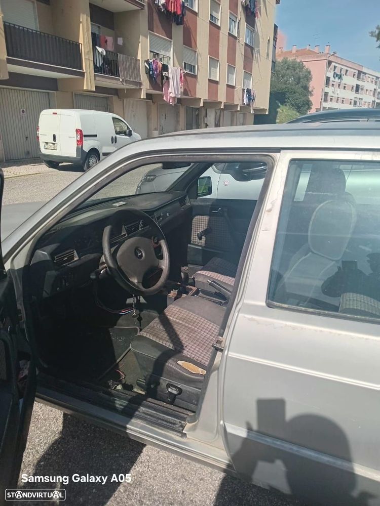 Mercedes-Benz A 190 - 2