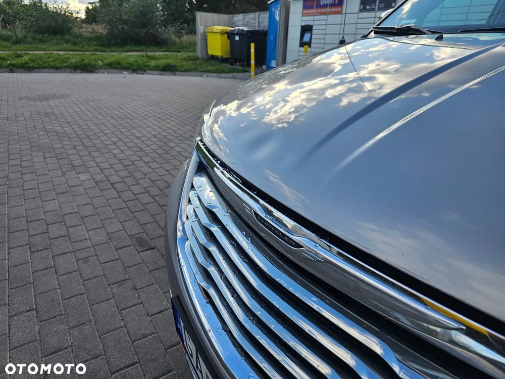 Chrysler Town & Country 3.6 Touring - 19
