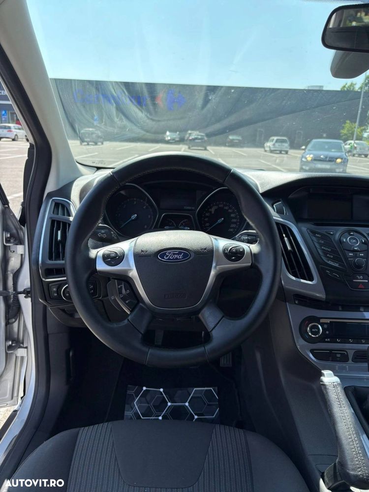 Ford Focus - 16
