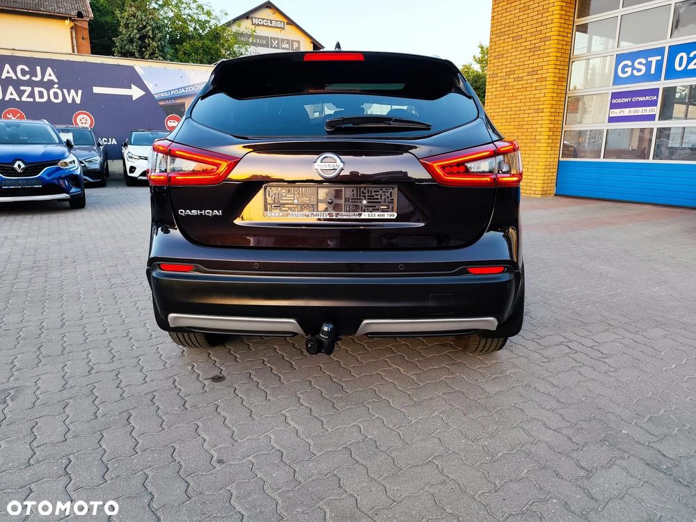 Nissan Qashqai - 25