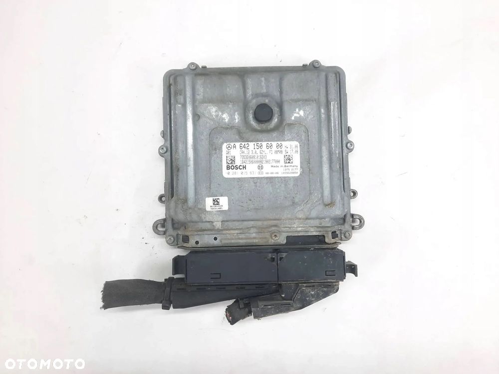 KOMPUTER STEROWNIK SILNIKA MERCEDES ML W164 3.0 CDI - 3