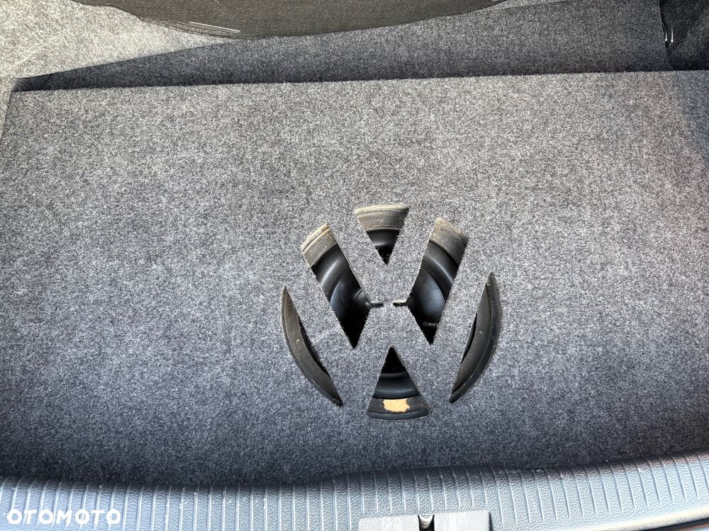 Volkswagen Golf 1.4 TSI Highline - 27