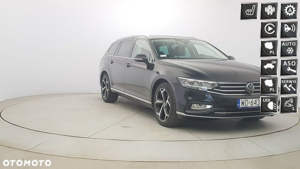 Volkswagen Passat - 1