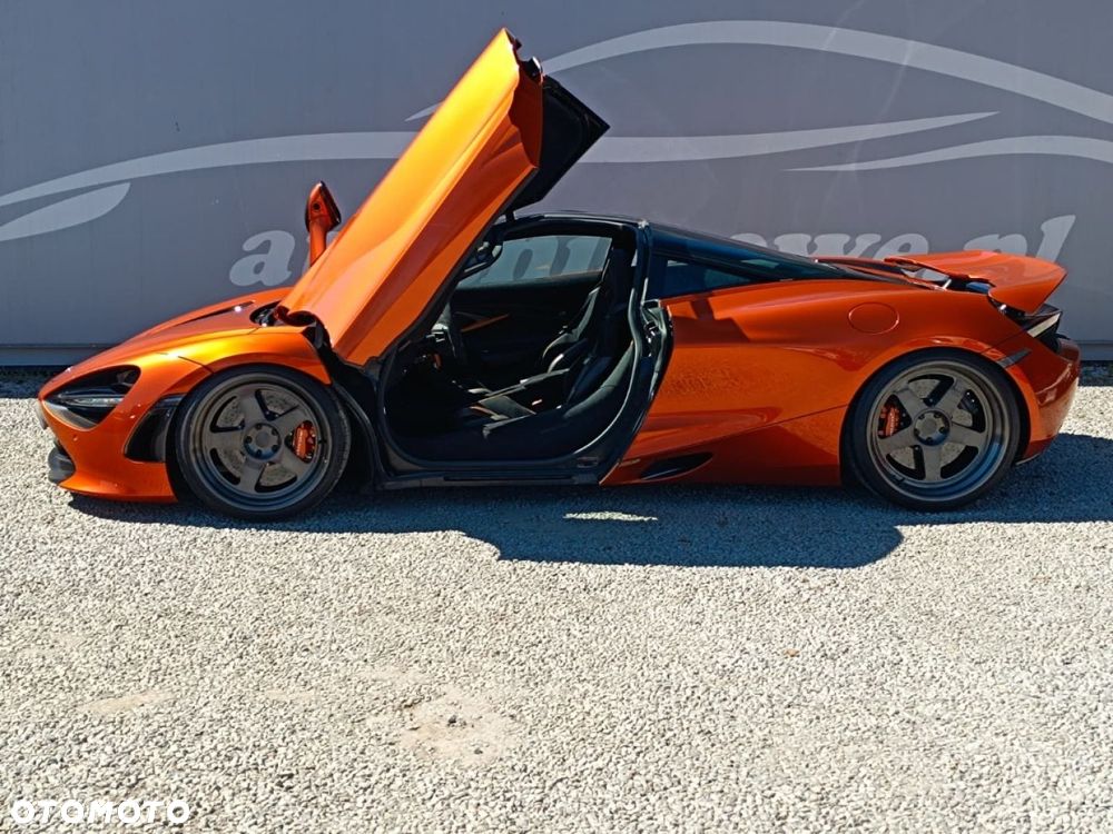 McLaren 720S Coupe - 19