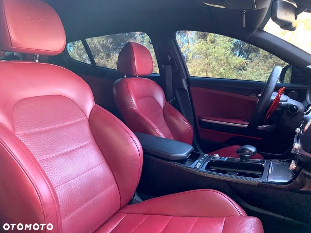 Kia Stinger 2.0 T-GDI L - 8