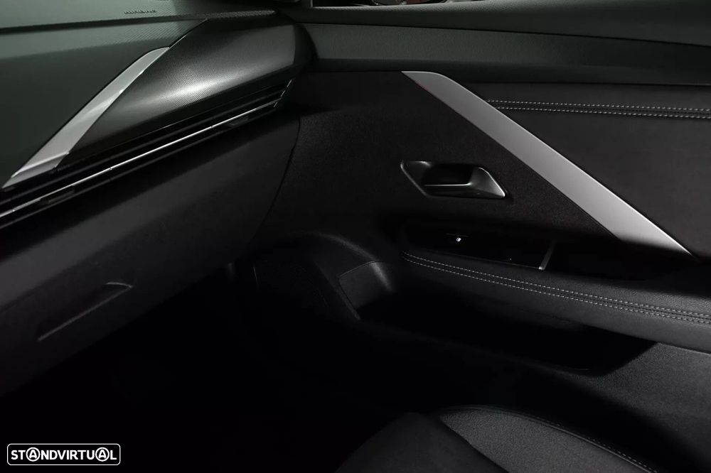 Opel Astra Sports Tourer - 15