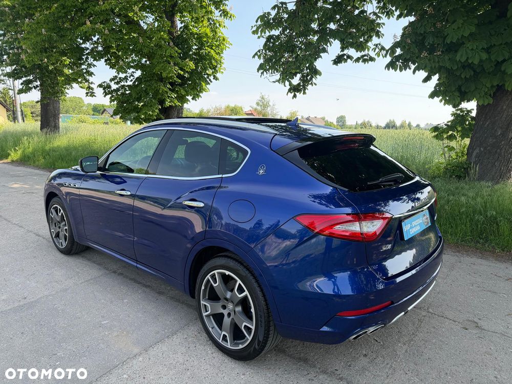 Maserati Levante S Q4 - 10