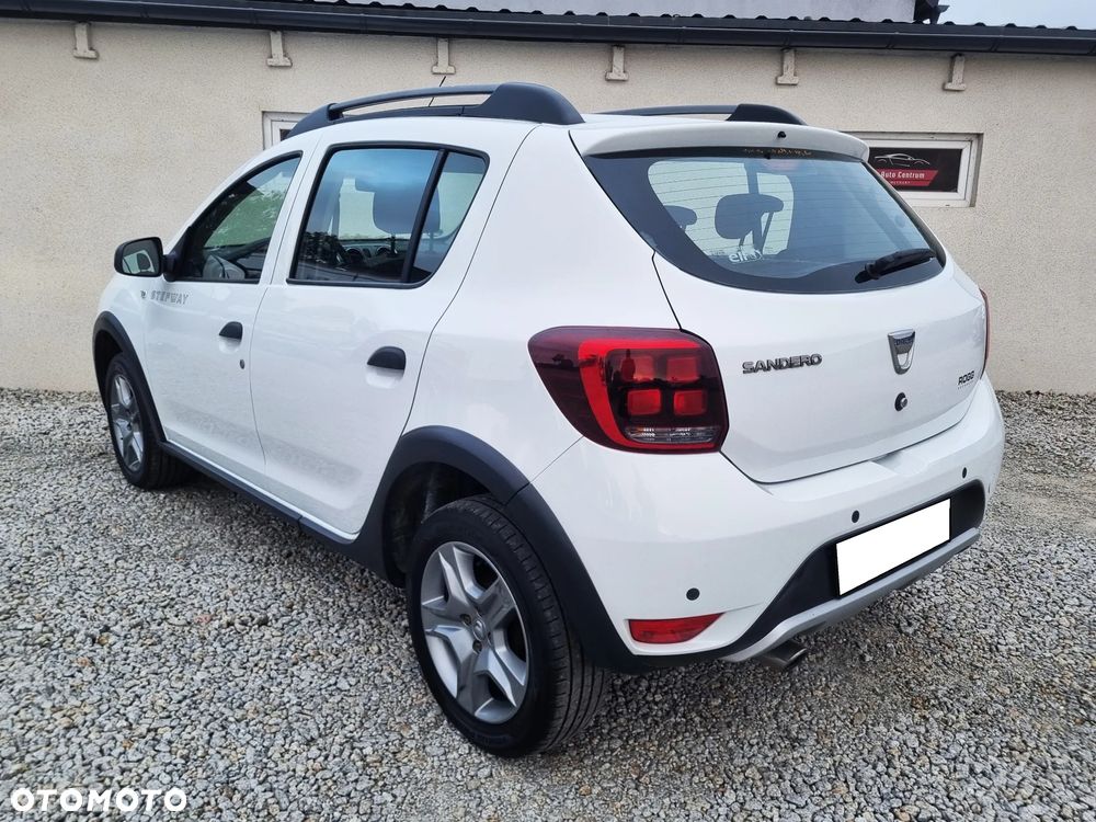 Dacia Sandero Stepway TCe 90 Prestige - 4