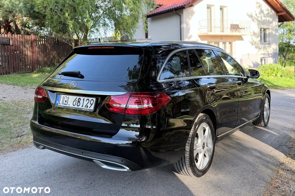 Mercedes-Benz Klasa C 300 d 4MATIC 9G-TRONIC - 8