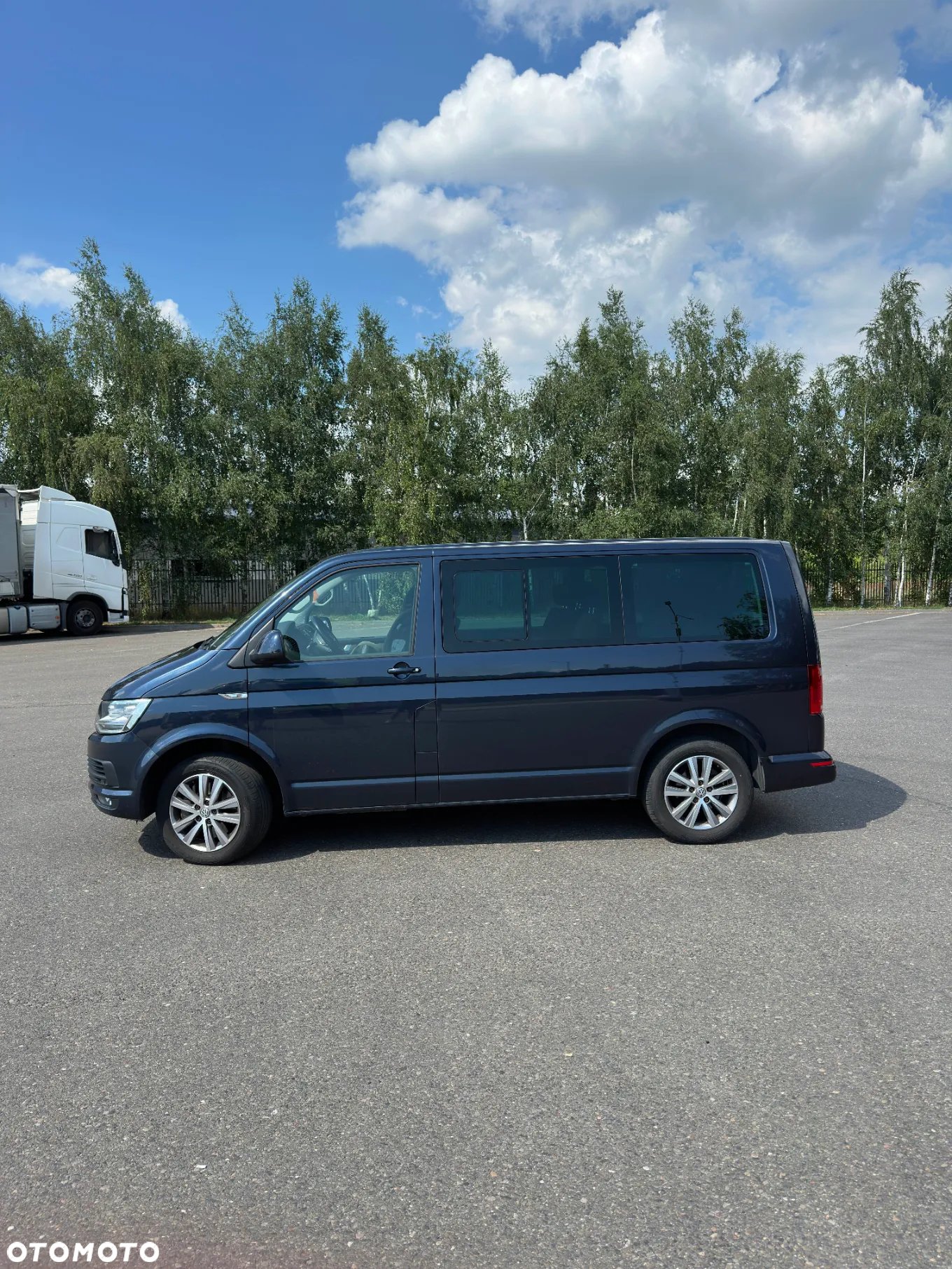 Volkswagen Caravelle 2.0 BiTDI L1 Comfortline 4Motion DSG - 2