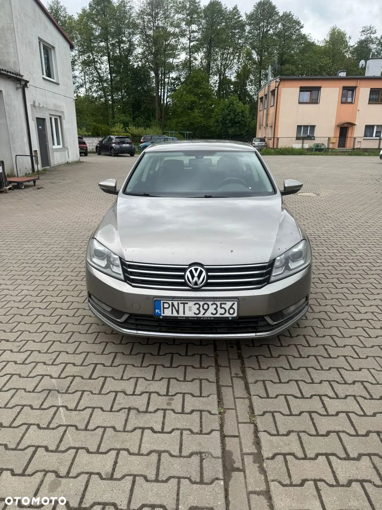 Volkswagen Passat 2.0 TDI Comfortline - 1
