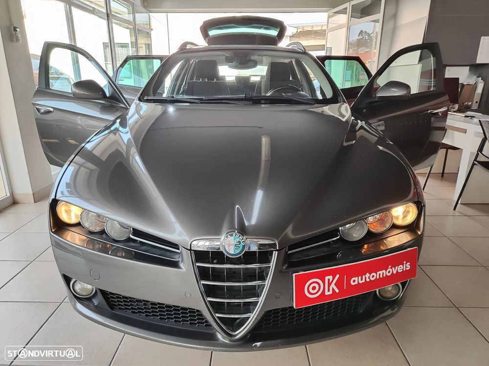 Alfa Romeo 159 Sportwagon 1.9 JTDm 16V Sportiva+ - 20