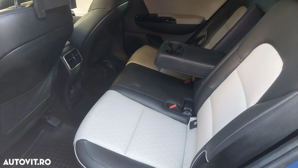 Kia Sportage 1.6 T-GDI 7DCT 4x4 GT Line - 16