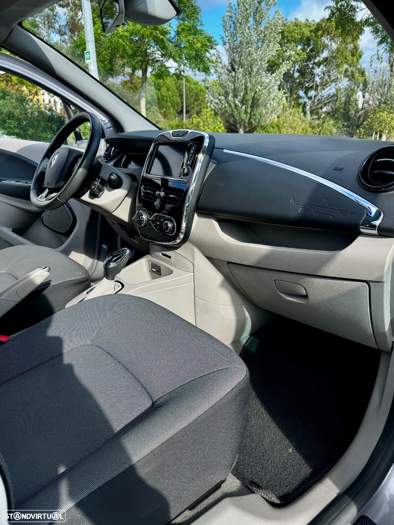 Renault Zoe (c/ Bateria) Intens - 23