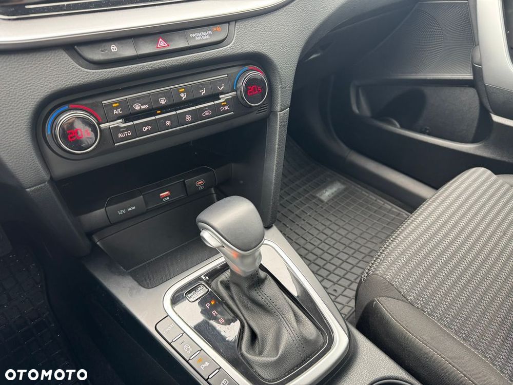 Kia XCeed 1.5 T-GDI M DCT - 13