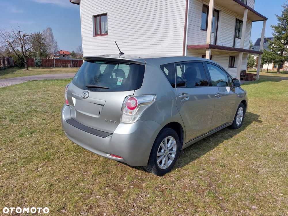 Toyota Verso 2.0 D-4D Sol - 6