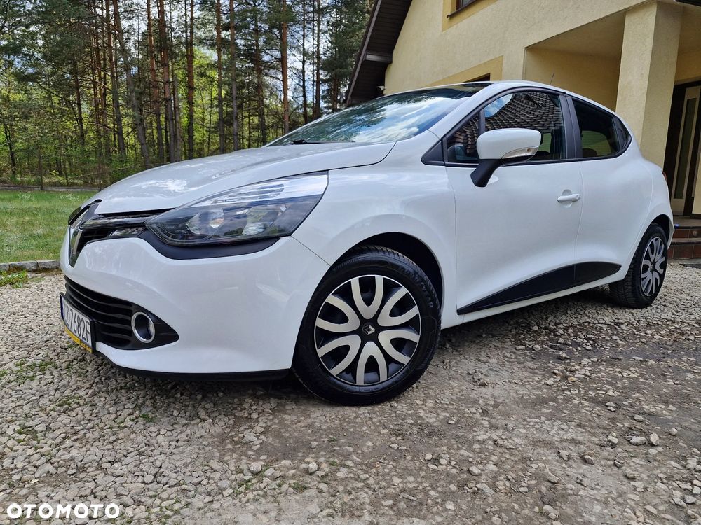 Renault Clio 1.2 16V 75 Life - 5