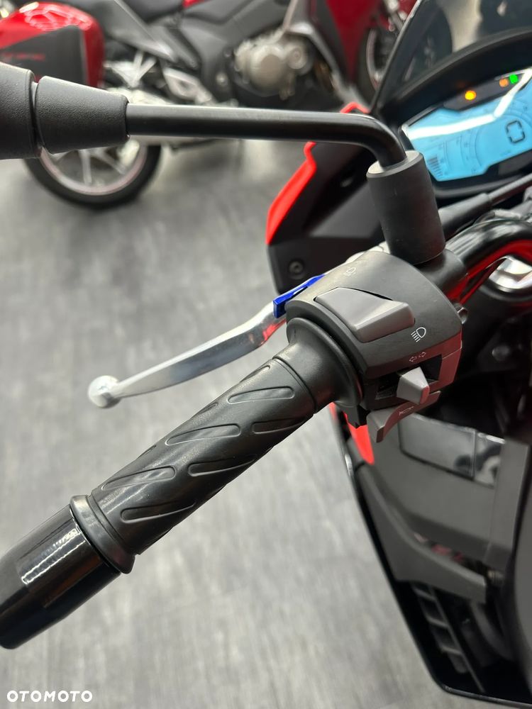 Aprilia Tuono - 9
